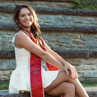 Hannah Delong-1